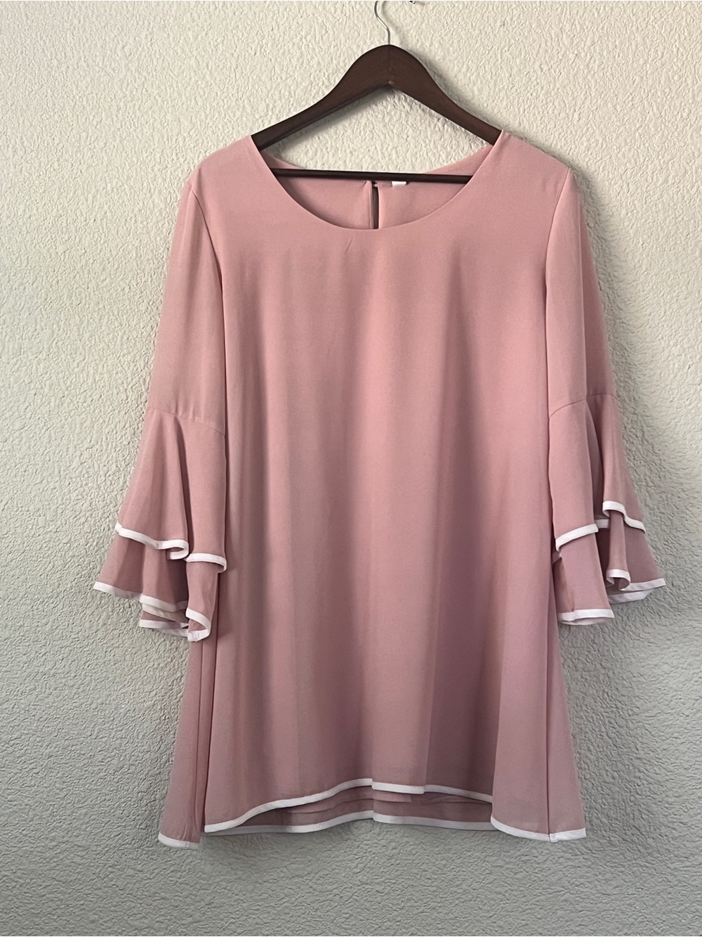 Paisley Grace Blush Pink Layered Ruffle Sleeve Tunic Top Size M